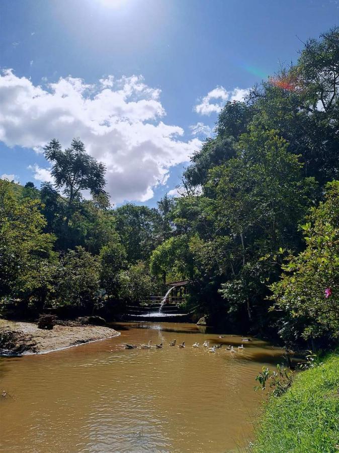 Hotel Fazenda Recanto Sarandy Paraíba do Sul Esterno foto